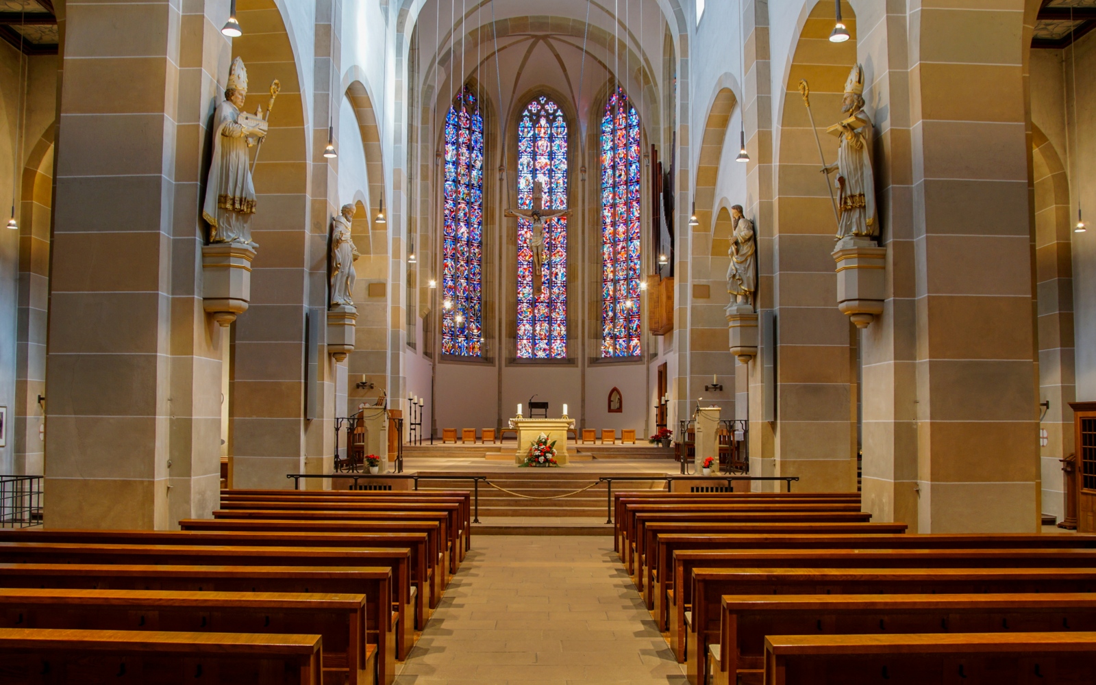 St. Michael Innenraum