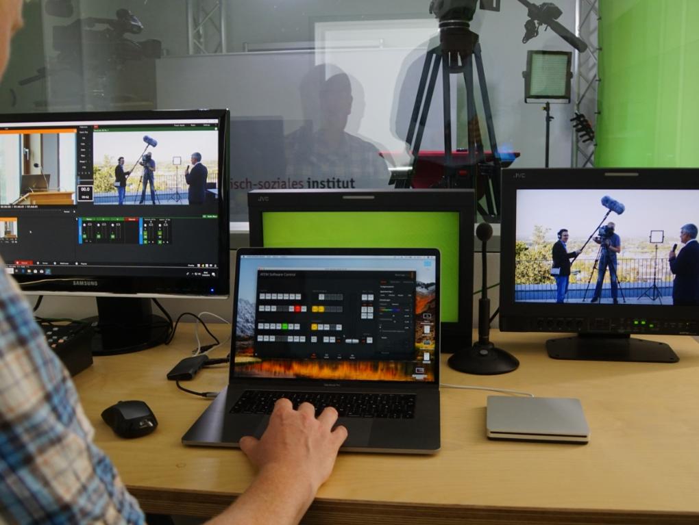 Postproduktion im Studio