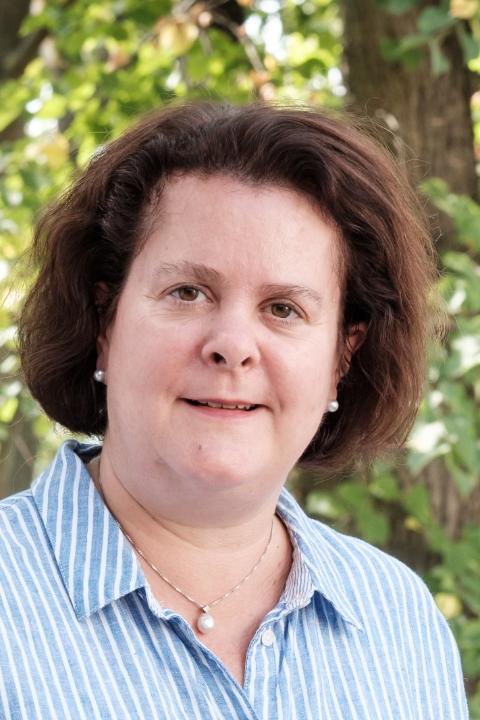 Claudia Lorscheter