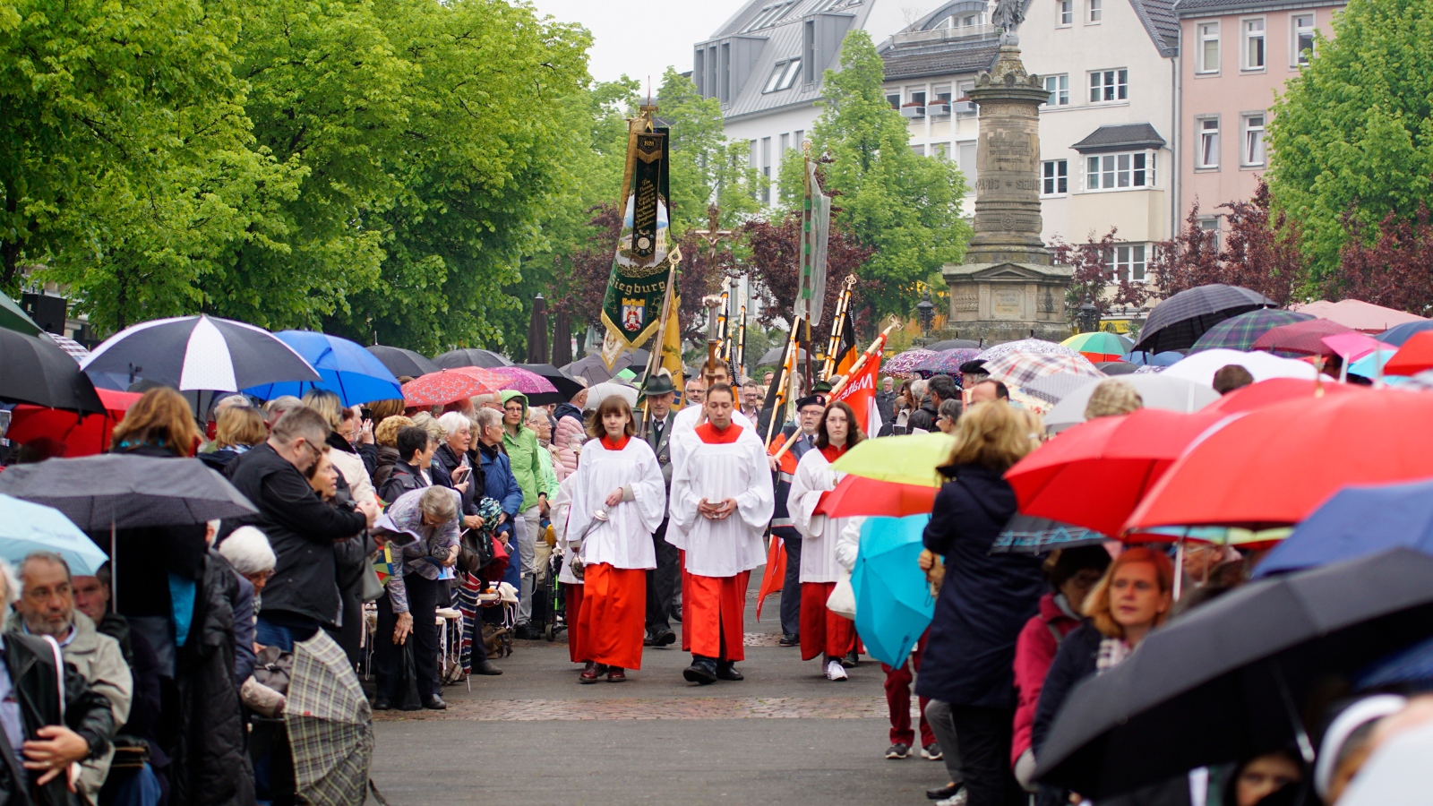 1 Eröffnungsgottesdienst auf dem Marktplatz